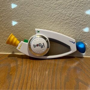 Hasbro Bop It Pull Shout Twist Electronic Handheld Game